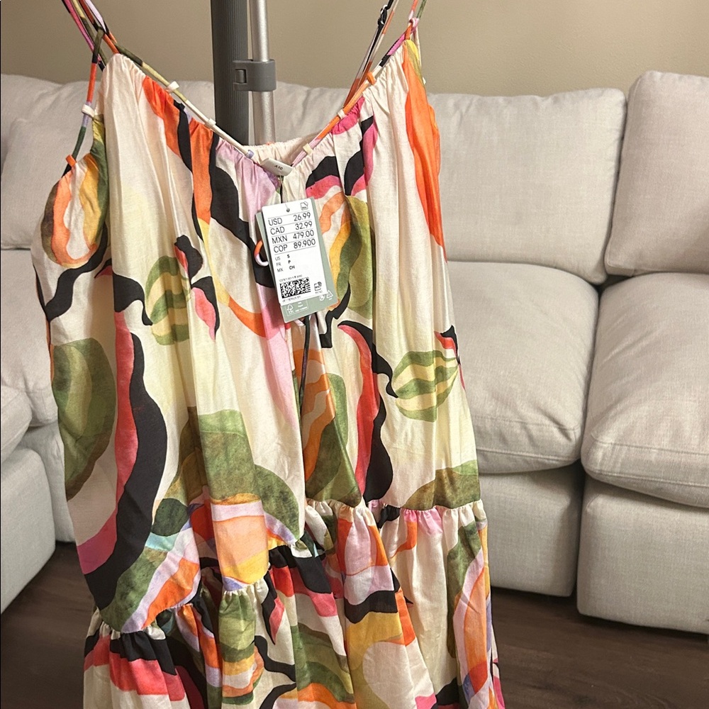 Pattern Flowy Sundress - Picture 5 of 5